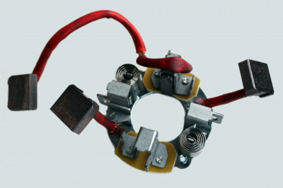 фото щеткодержатель стартера 4992135 с щетками (isbe) shp5026 2605026 