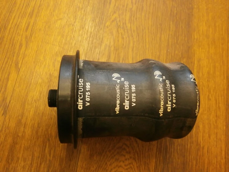 купить Пневмобаллон сиденья н/о (V 075 195) КМД